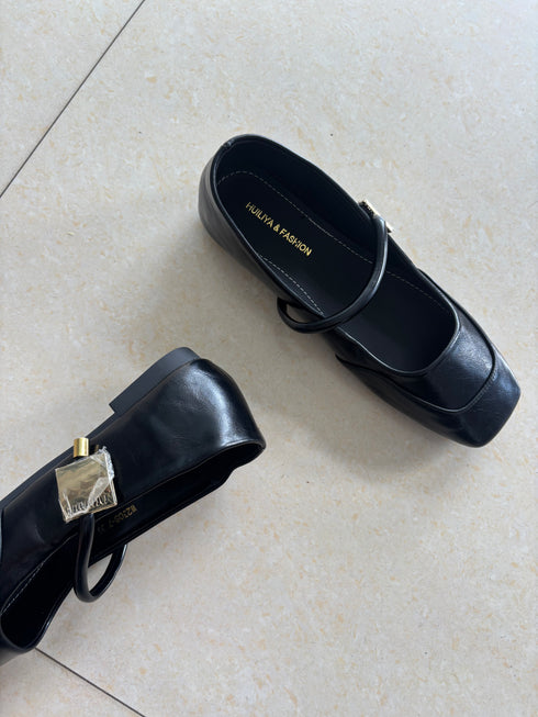 Pu Leather Flat Pumps